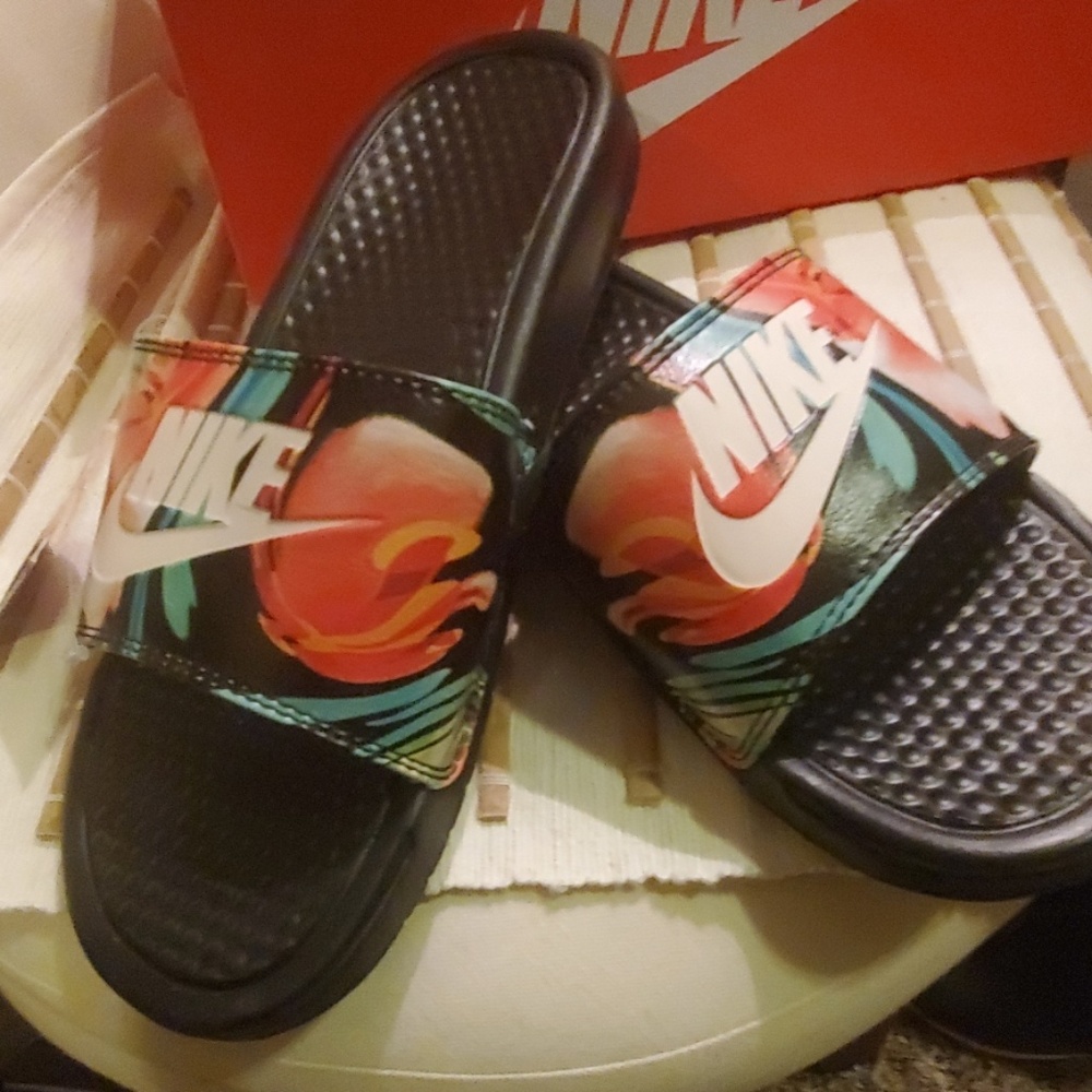 Nike Sliders